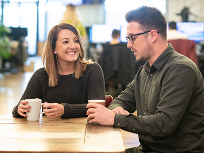 Two employees having a discussion